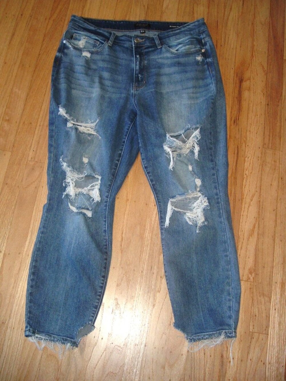 Judy Blue Distressed Boyfriend Fit Women’s Jeans - Size 16W